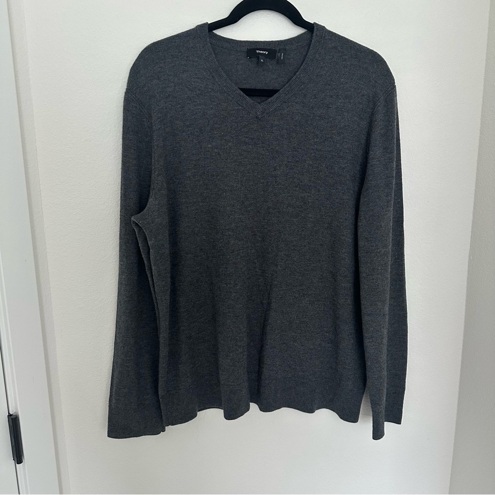 Theory Riland Harman V-Neck Cashmere Blend Sweater Charcoal Gray Size XL Men’s - Picture 2 of 8